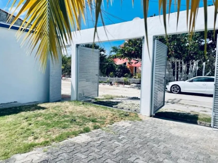 بيت للعطل كانكون Punta Me Modern Mexican Villa Near The Beach المكسيك
